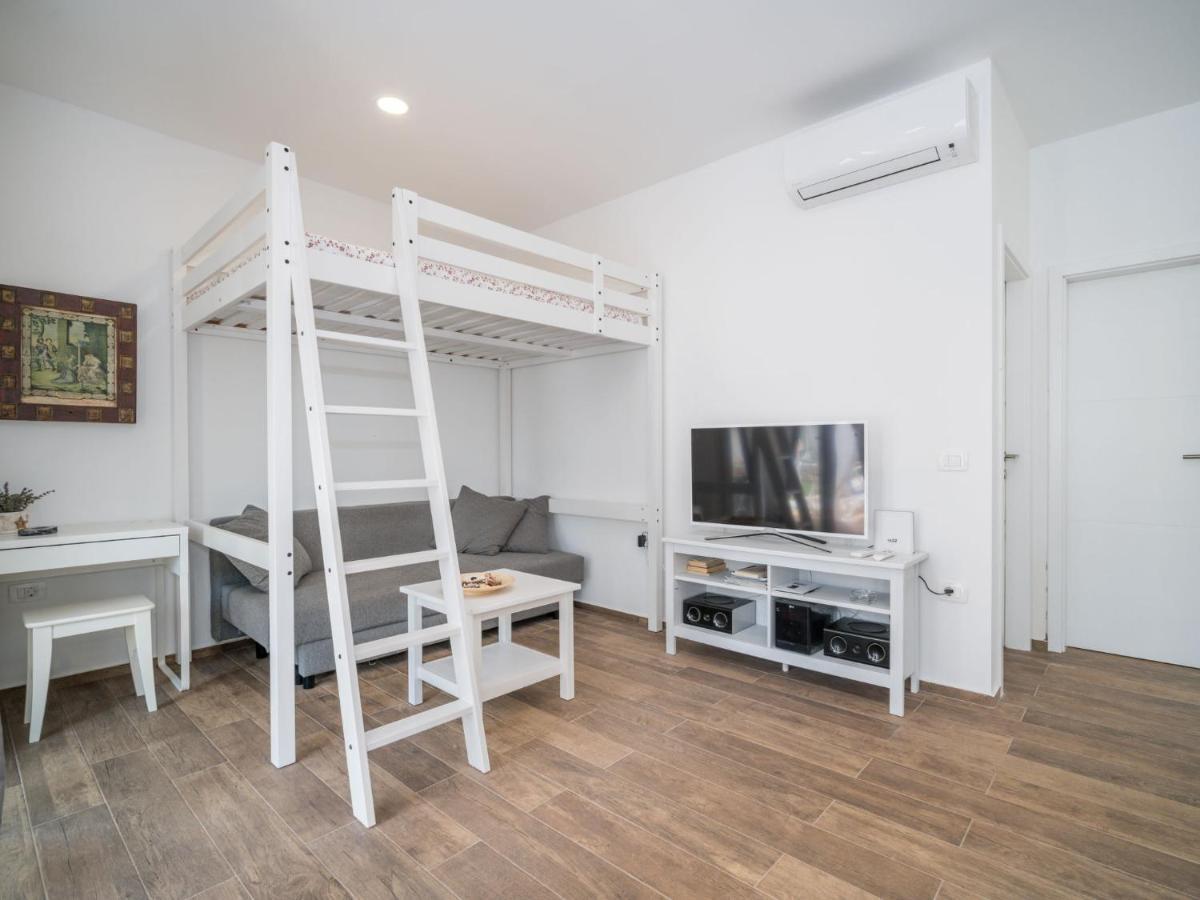 Buroli Holiday Home Ofelia By Interhome מראה חיצוני תמונה